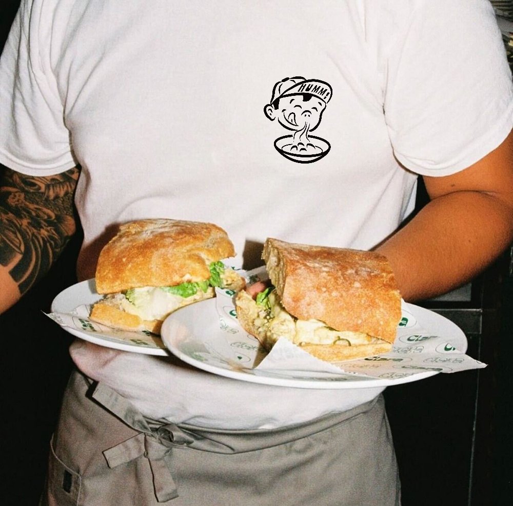 t-shirt imprimé logo restaurant humm!